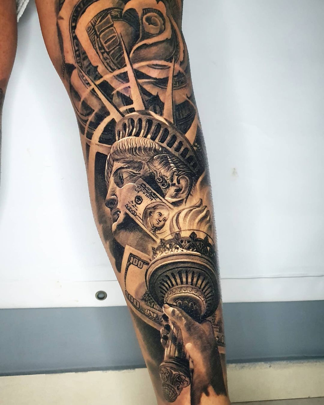 Liberty tattoo fra batanik