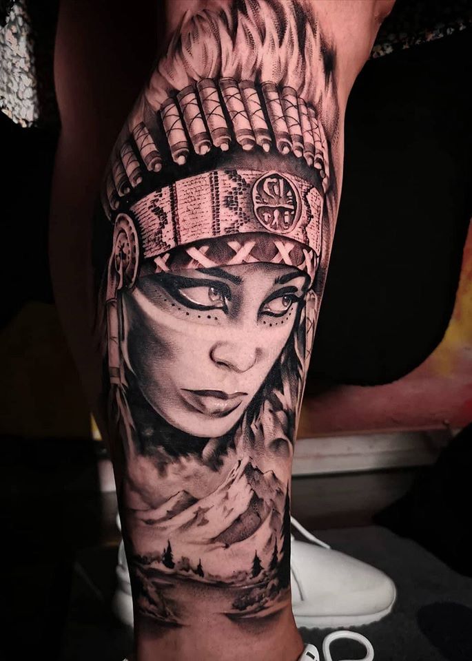 indianer dame realistisk tattoo fra preben